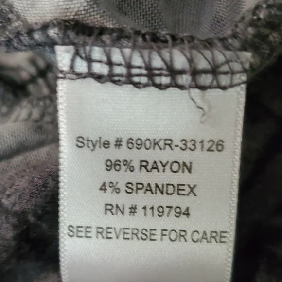 Open Shrug/Cardigan - FINAL PRICE - Picture 2 of 7